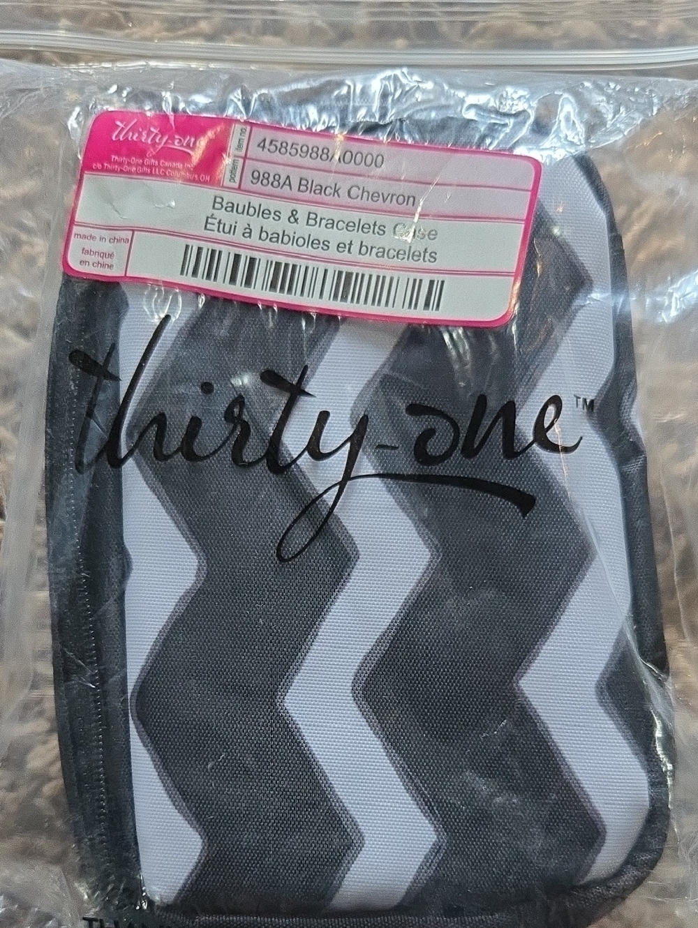 thirty-one Black Chevron Jewelry & Bracelet Case NWT